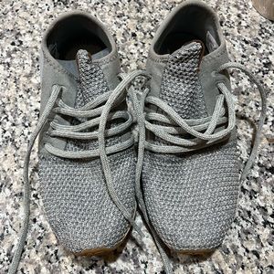 New balance slip on with laces